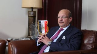 «حسين رفاعي».. قائد التطوير