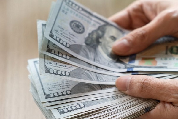 سعر الدولار اليوم في البنوك بنهاية التعاملات.. تحركات جديدة أمام الجنيه المصري