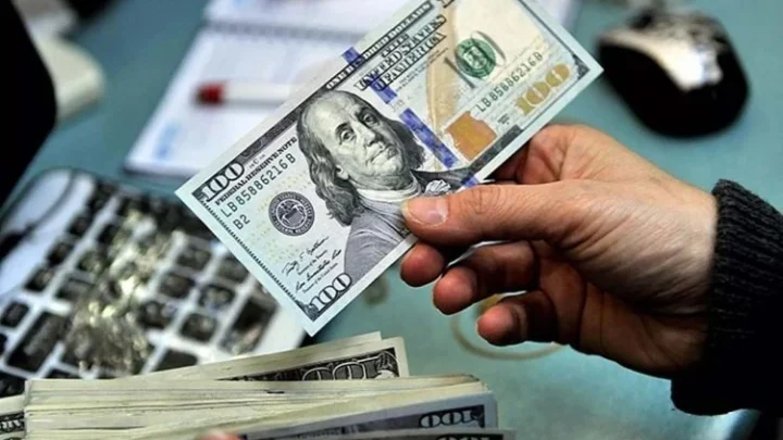 بعد رفع الفيدرالي الفائدة.. هل ترتفع عوائد الشهادات الدولارية في البنوك المصرية؟