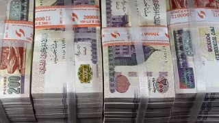 البنوك المصرية تشعل المنافسة على كبار العملاء.. عوائد ومزايا استثنائية لإدارة الثروات