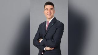 ميدبنك يعين محمد فهمي رئيسًا لقطاع الفروع.. خبرة مصرفية تتجاوز 24 عامًا