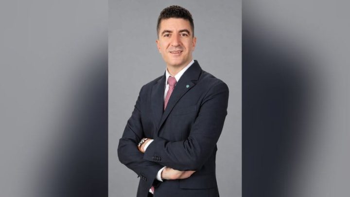 ميدبنك يعين محمد فهمي رئيسًا لقطاع الفروع.. خبرة مصرفية تتجاوز 24 عامًا